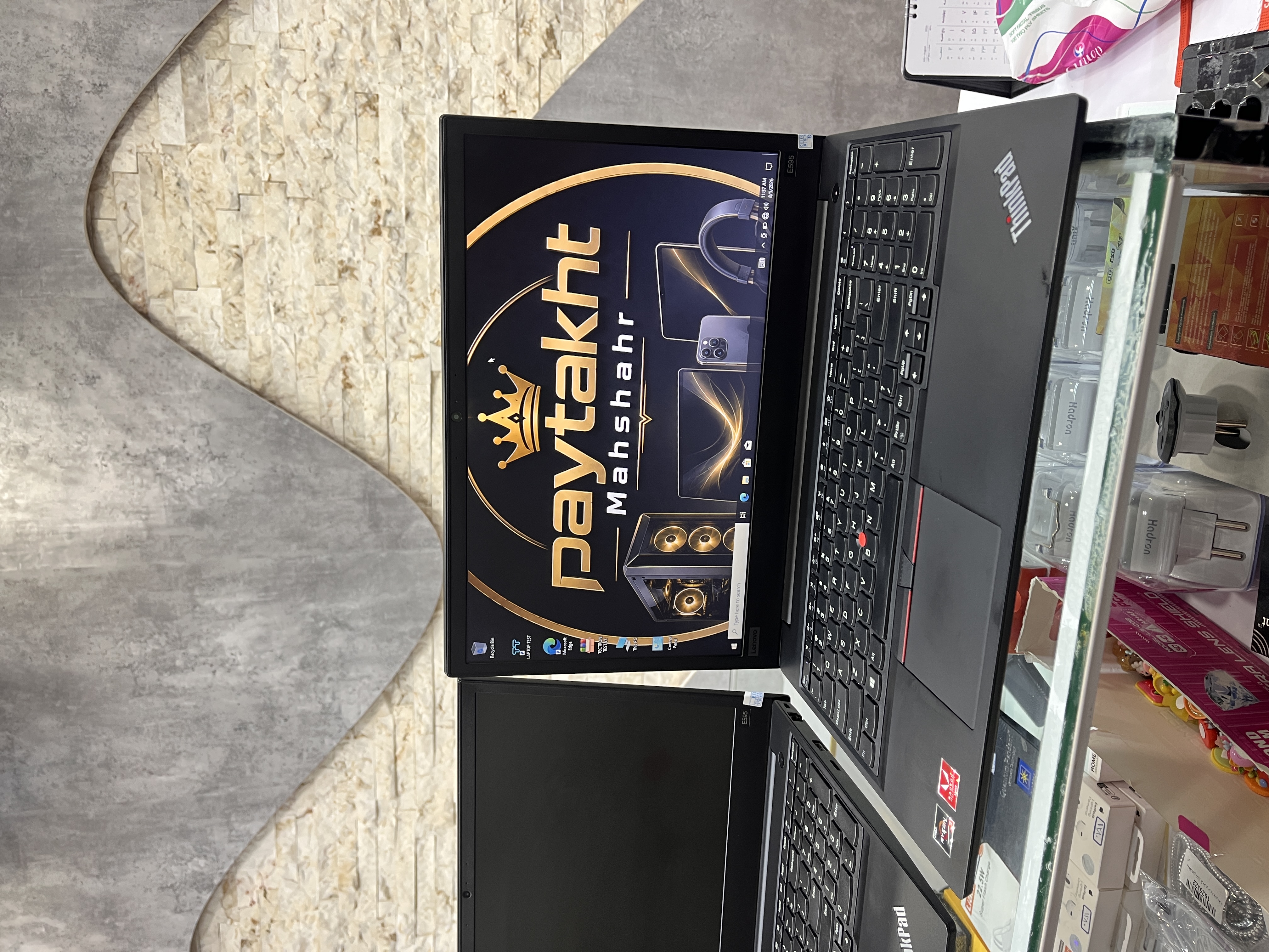 لپ تاپ لنوو 15 اینچی ThinkPad E595 ظرفیت ۲۵۶ گیگابایت SSD با رم ۸ گیگابایت
